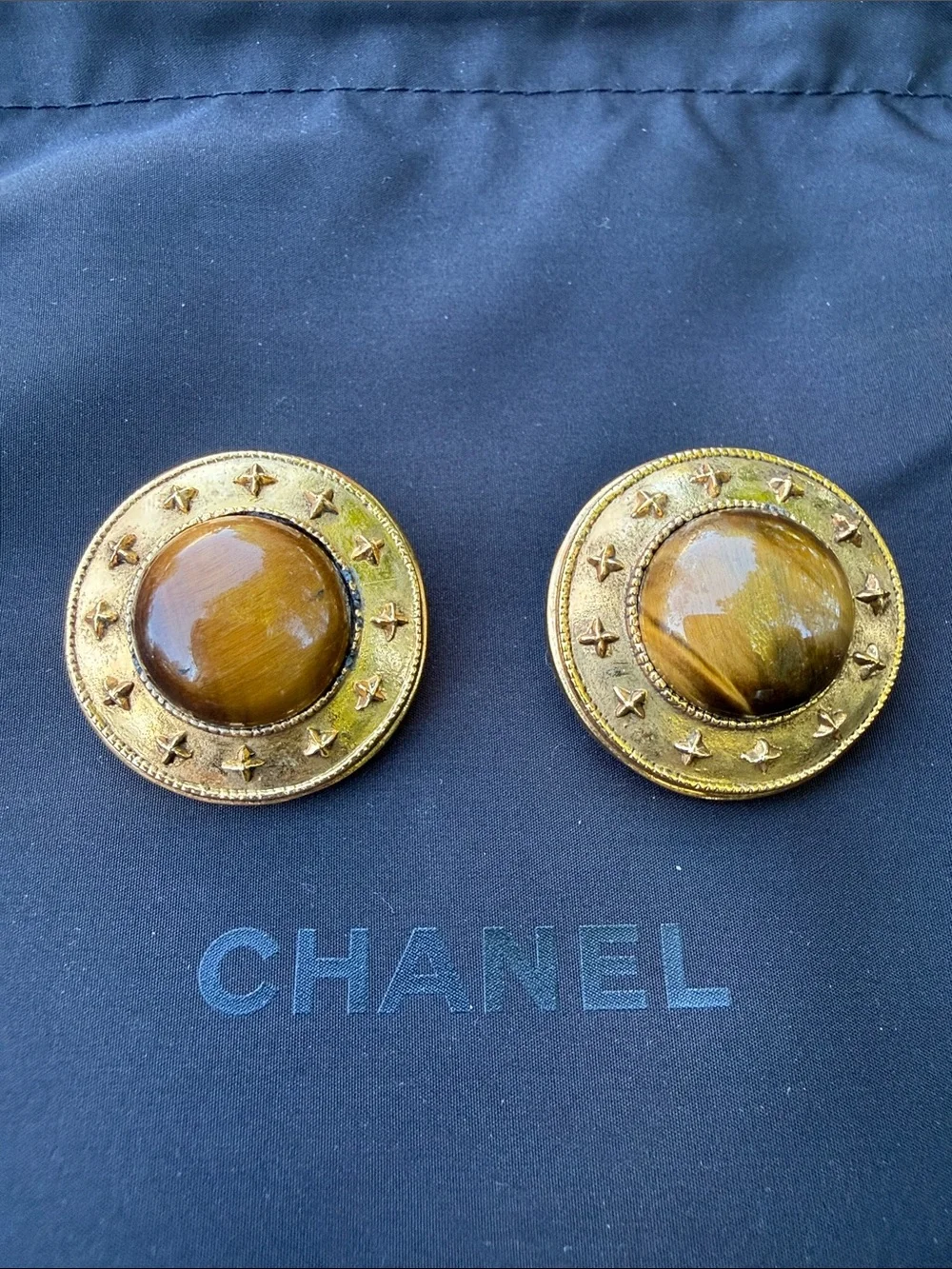 CHANEL Gold and Brown Button Earrings with Tiger's Eye Centers - Picture 9 of 9